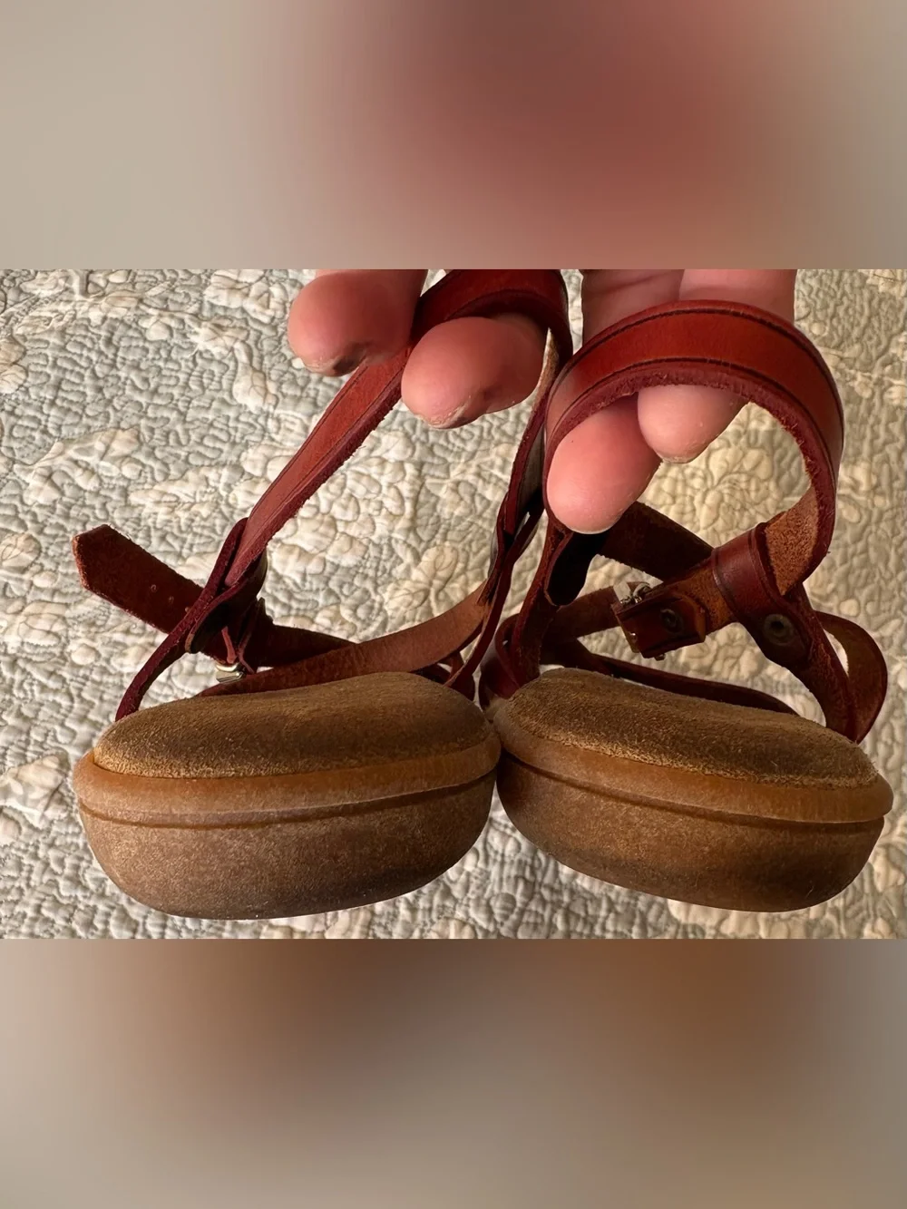 Vintage G.H.Bass & Co. Sunjuns Margie Red Leather Strappy Flat Sandal w Buckle